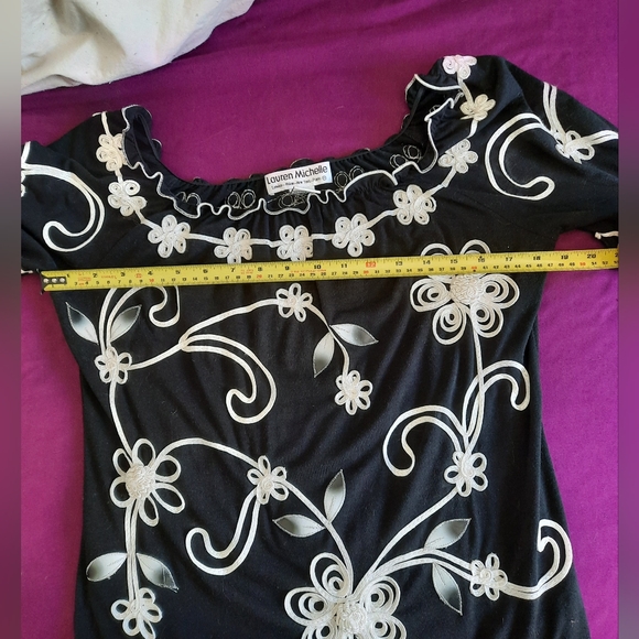 Beautiful blouse - Picture 4 of 7